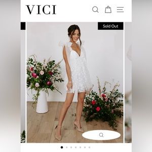 NWT VICI Collection - Heavenly Beauty Floral Appliqué Mini Dress